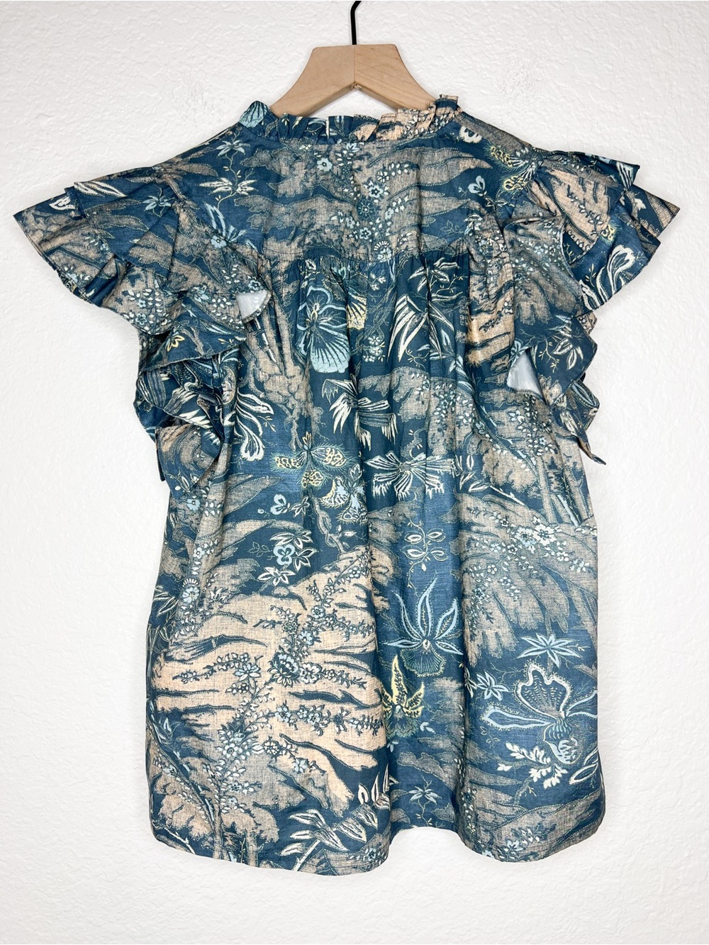 Ulla Johnson Lei Top Weimea Blue Floral Ruffle Sleeve Cotton Blouse size 6 - Picture 4 of 7